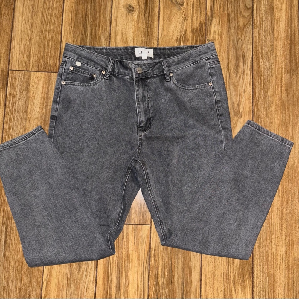 NWT Ceros Gray Denim Skinny Jeans
